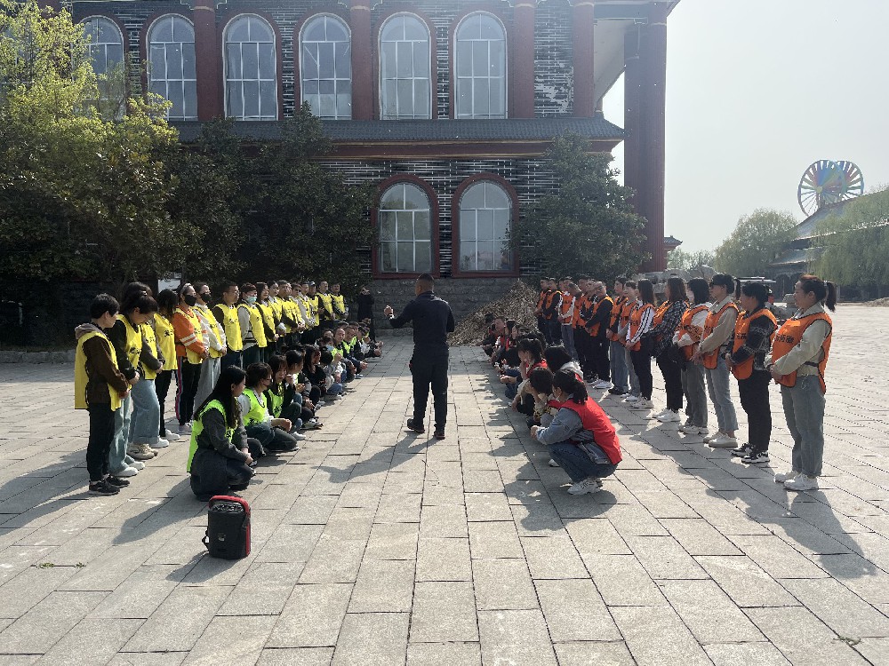 戶外團建拓展訓練安全注意事項：安全為基，體驗為王 河源地址aR4P拍5粒亚，讓團隊挑戰更有底氣！